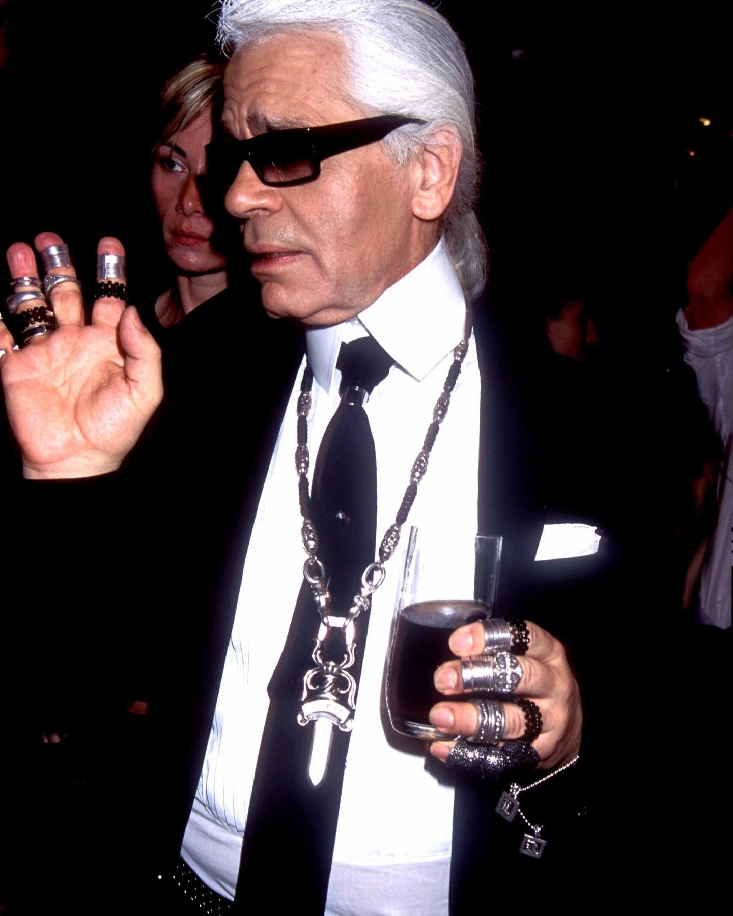 Design and Production of HouseWarming at AER Aesthetic Radio in Central, Hong Kong. Hosted by Ron Wan and Sean O'Connor with cocktails by Nikita Matveev featuring Gothgirl 72 by Ron Wan, Neon Cider, and Heroes Beer Company.